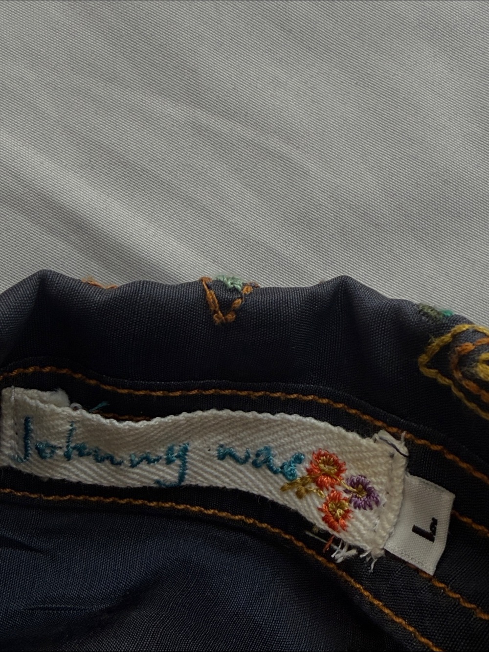 Johnny Was Embroidered Floral Button-Up Shirt silk - Picture 7 of 9